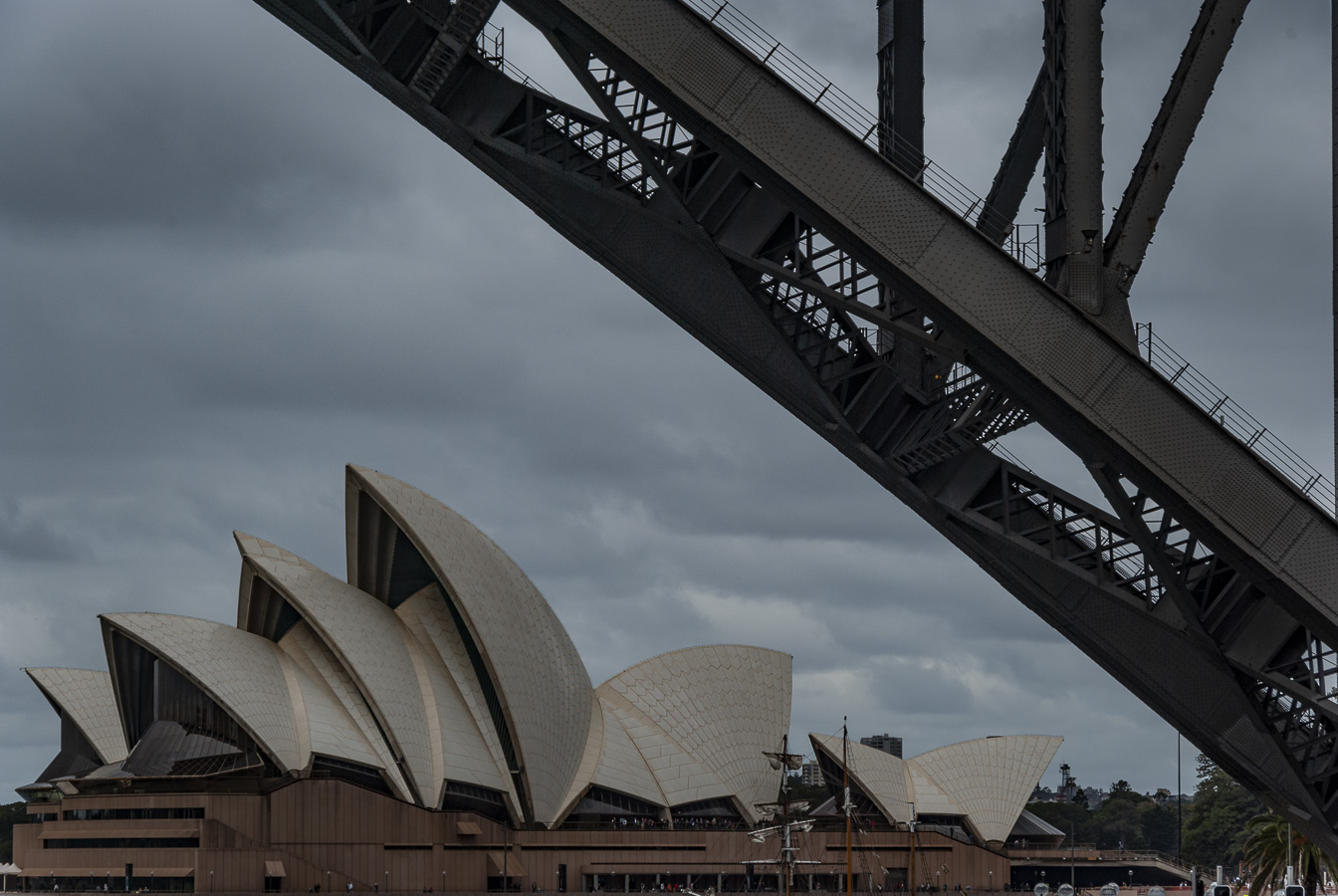 Sydney Opera House through the Bridge