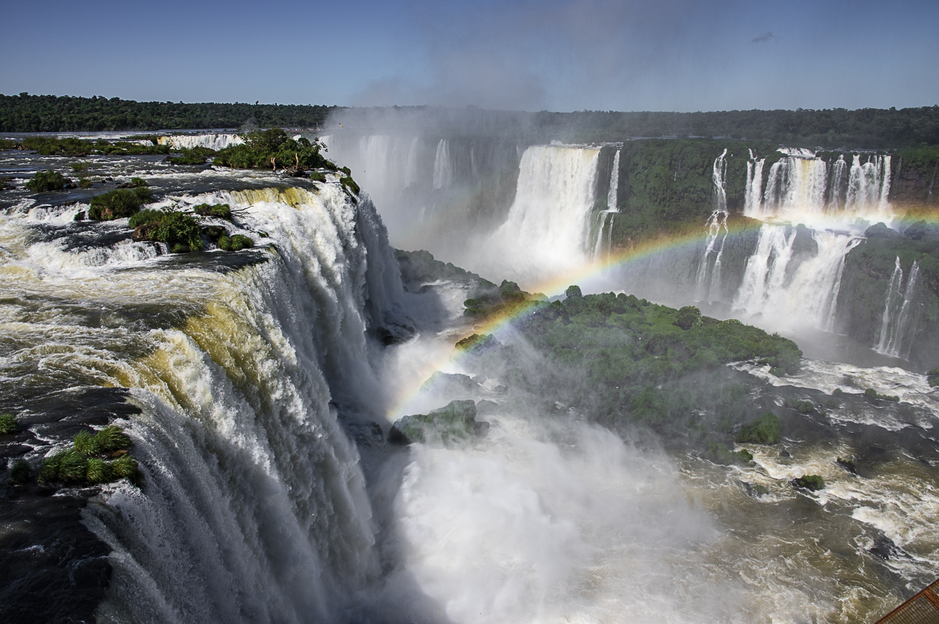 Igua&ccedil;u Falls