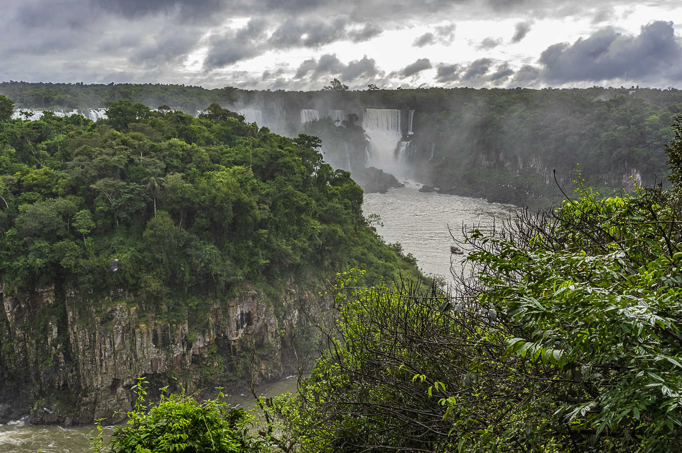 Igua&ccedil;u Falls