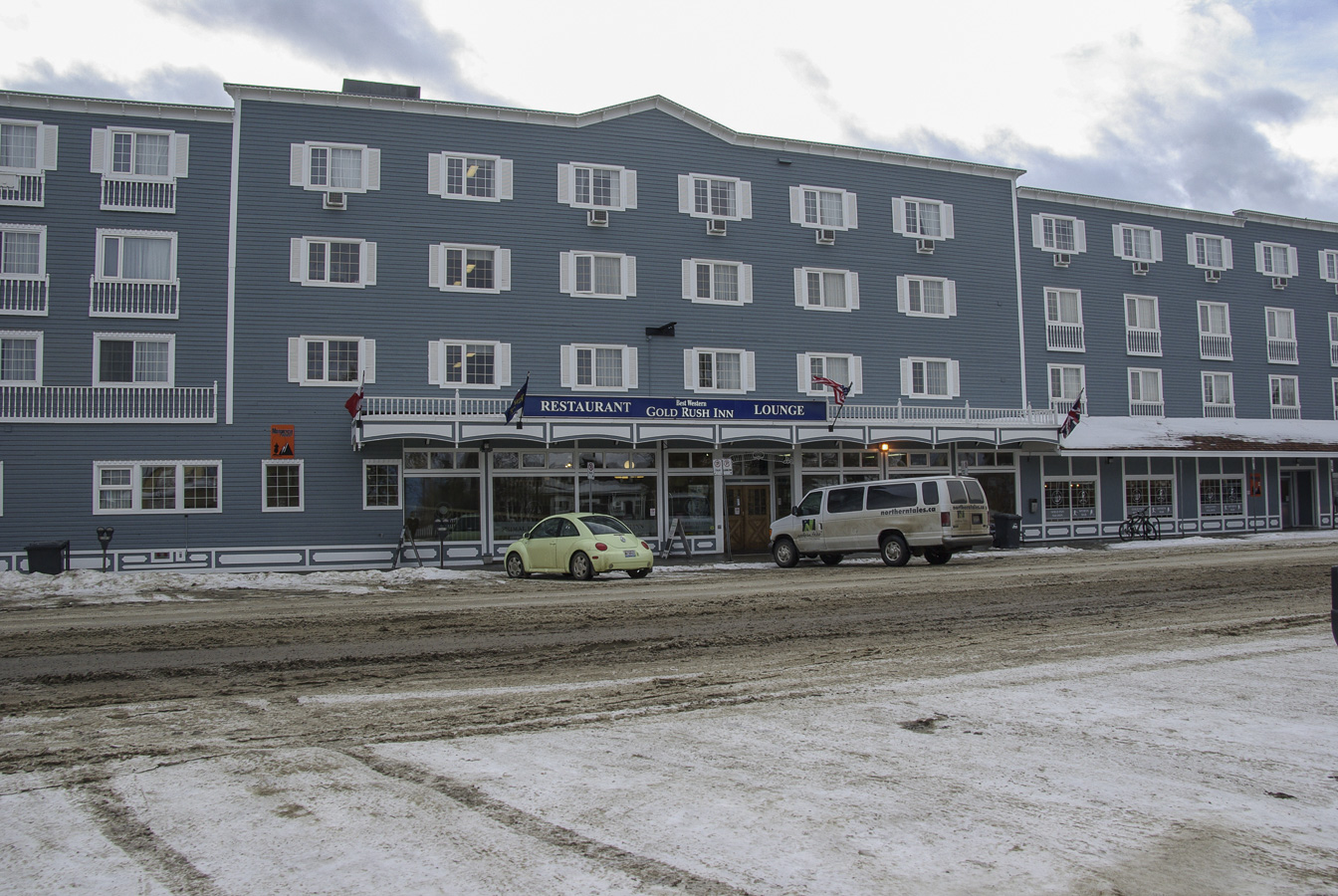 Downtown - White Horse