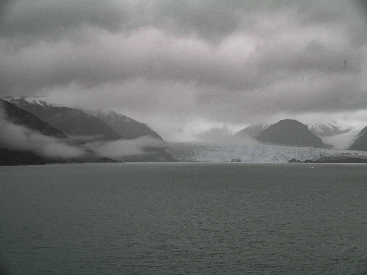 Grandes Ventisqueros Glacier from the Ocean