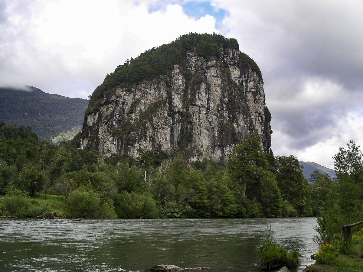 Piedra del Indio - Rio Simpson