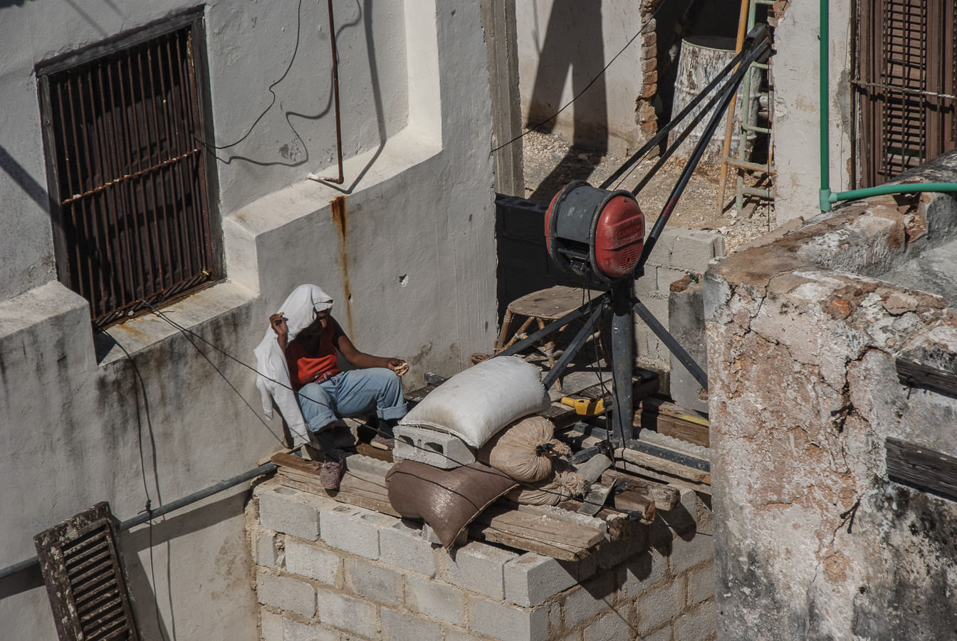 Hard at Work - la Habana