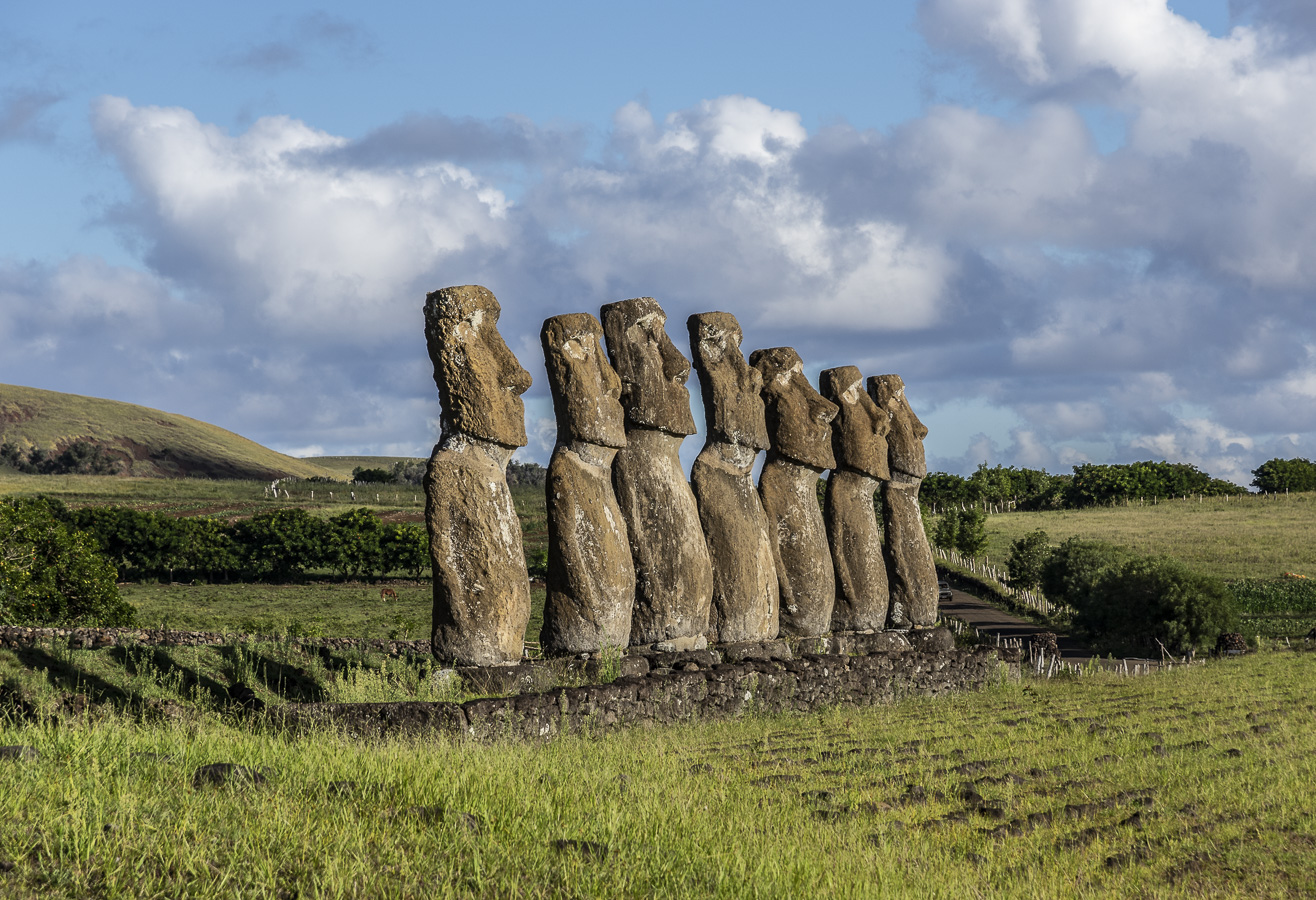 Moai - Ahu Akivi