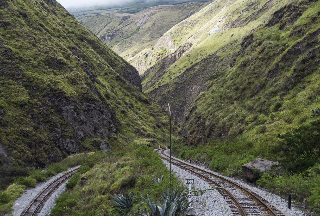Descending at the Devil's Nose