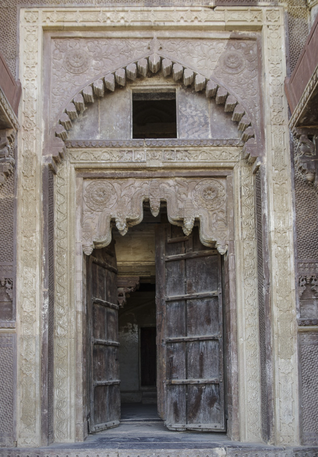 Doorway, Palace - Orchha