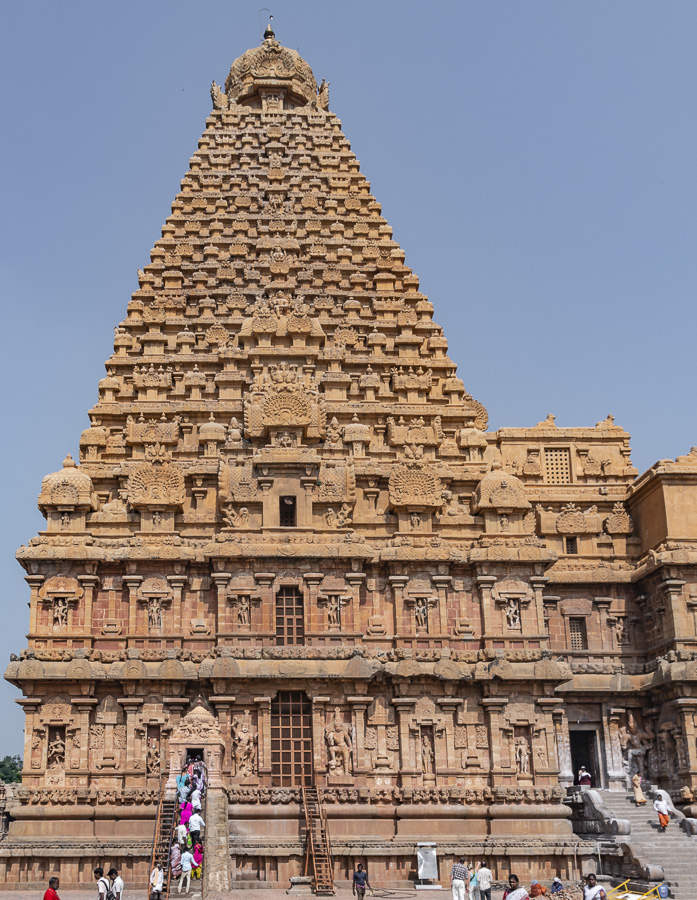 Brihadeeswara Temple Complex