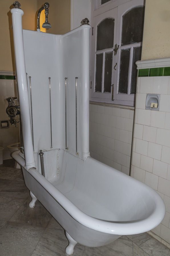 Antique Bathroom - Lalita Palace Hotel, Mysore