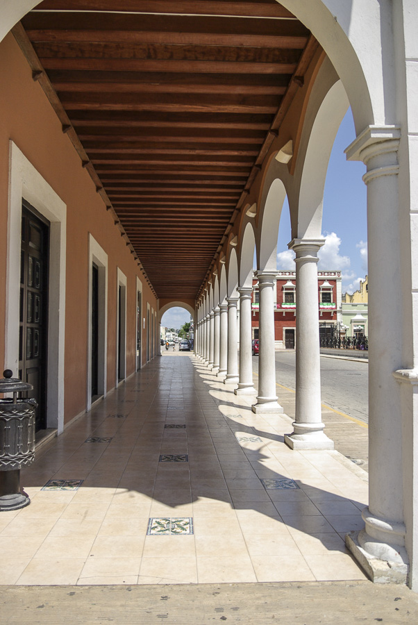 Colonnade - Campeche