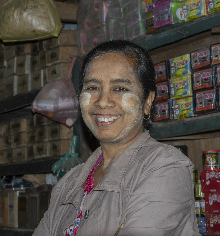 Market in Myanaung