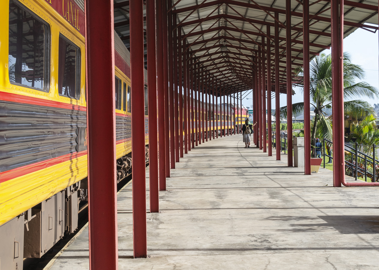 Train from Colon to Panama City