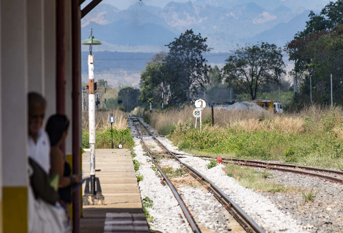 Thakilen Railway Station - River Kwai